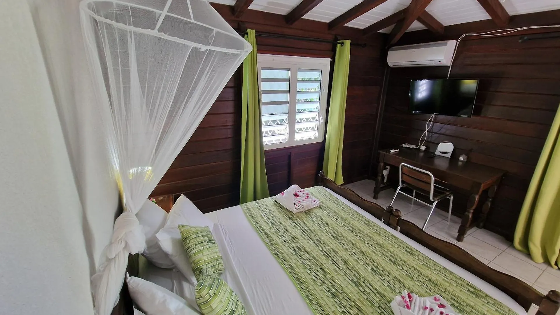 La Colline Verte Deshaies Holiday home